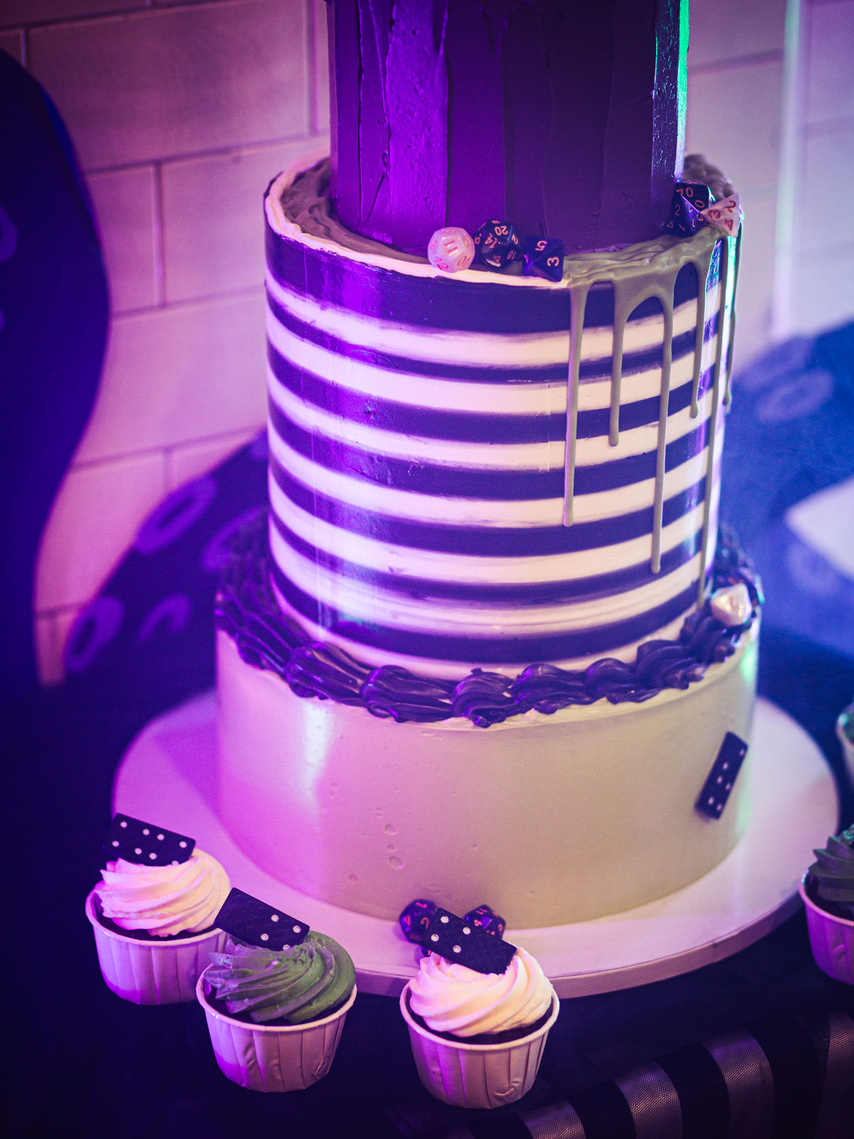 Styled Shoot haunted ever after 191 halloween hochzeit inspiration hellyesweddings