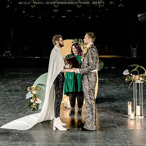 Worte mitten ins Herz 11 Worte Mitten ins Herz Queere Hochzeit 2025